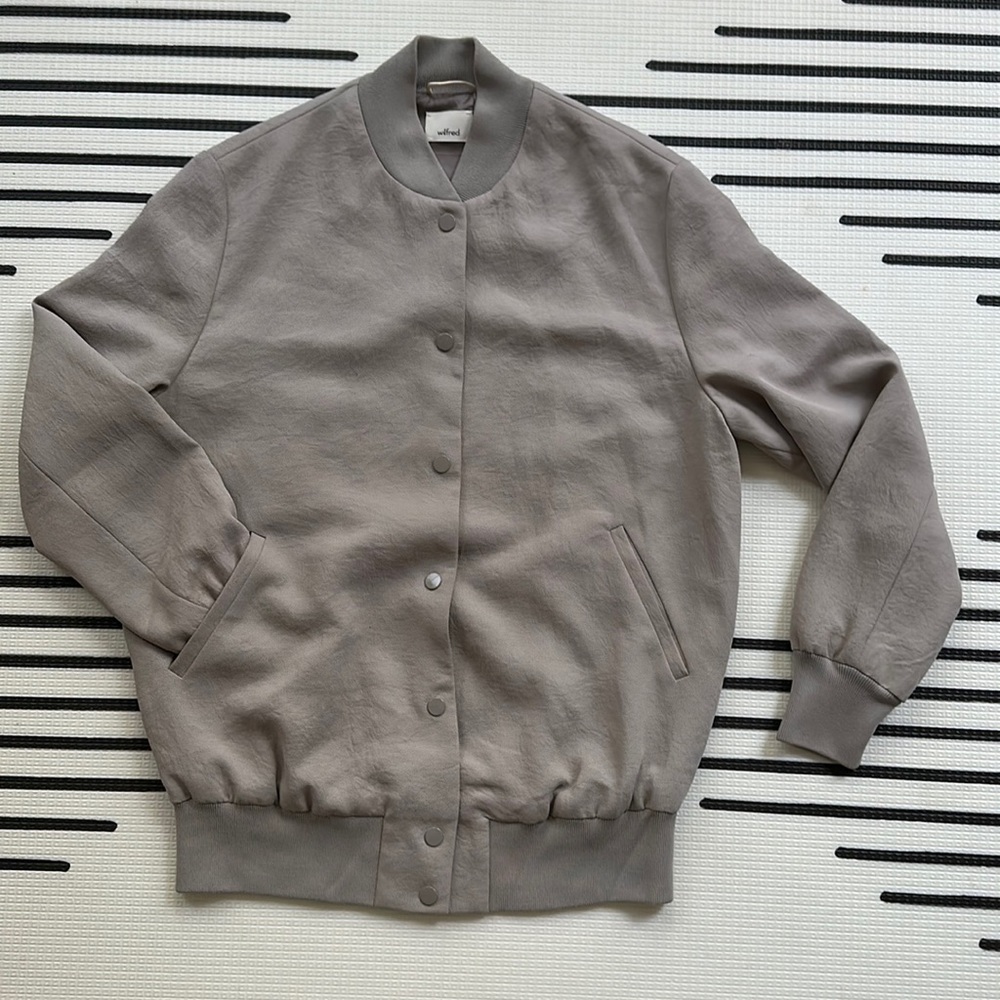 COPY - Aritzia Wilfred light weight bomber jacket- size 1